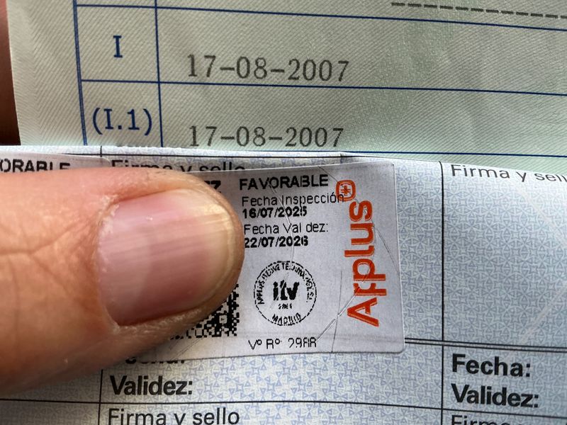 Toyota Corolla Verso 2.2 D-4D Luna 2007 – снимка 5