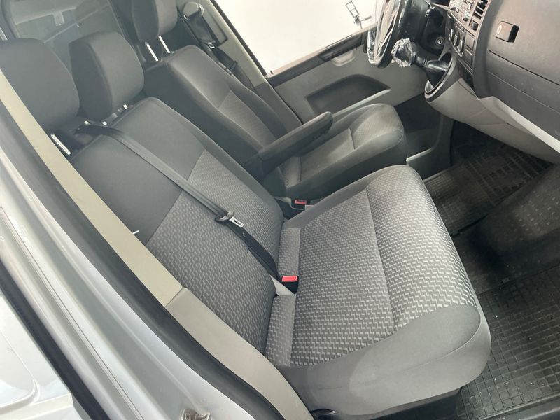 Volkswagen T5 Transporter 2.0 TDI Kasten 2014 – снимка 38