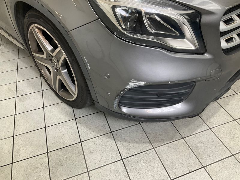 Mercedes-Benz GLA-Klasse GLA 200 d Premium 2018 – снимка 31