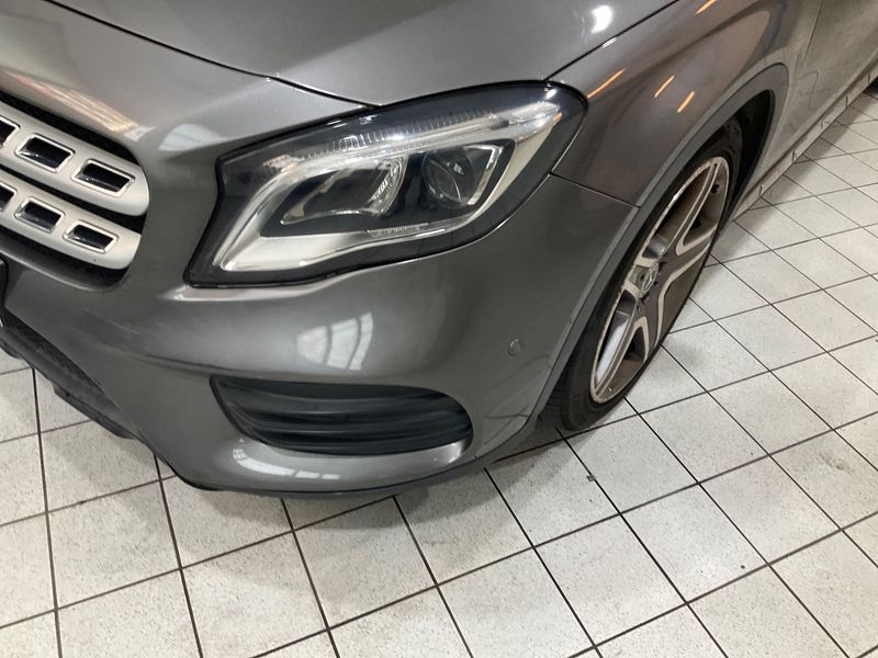 Mercedes-Benz GLA-Klasse GLA 200 d Premium 2018 – снимка 32