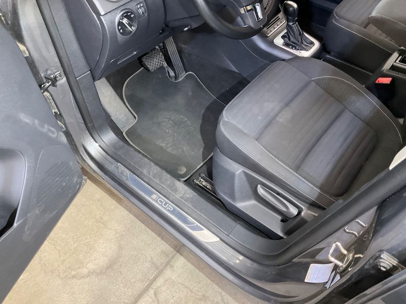 Volkswagen Tiguan 1.4 TSI Cup Sport & Style BlueMotion Tech 2014 – снимка 26