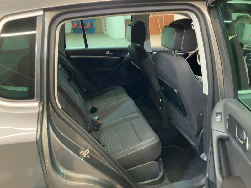 Volkswagen Tiguan 1.4 TSI Cup Sport & Style BlueMotion Tech 2014 – снимка 19