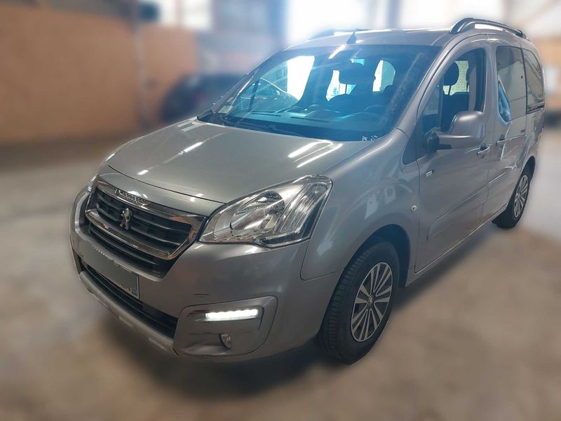 Peugeot Partner 1.2 PureTech Style 2017 – снимка 2