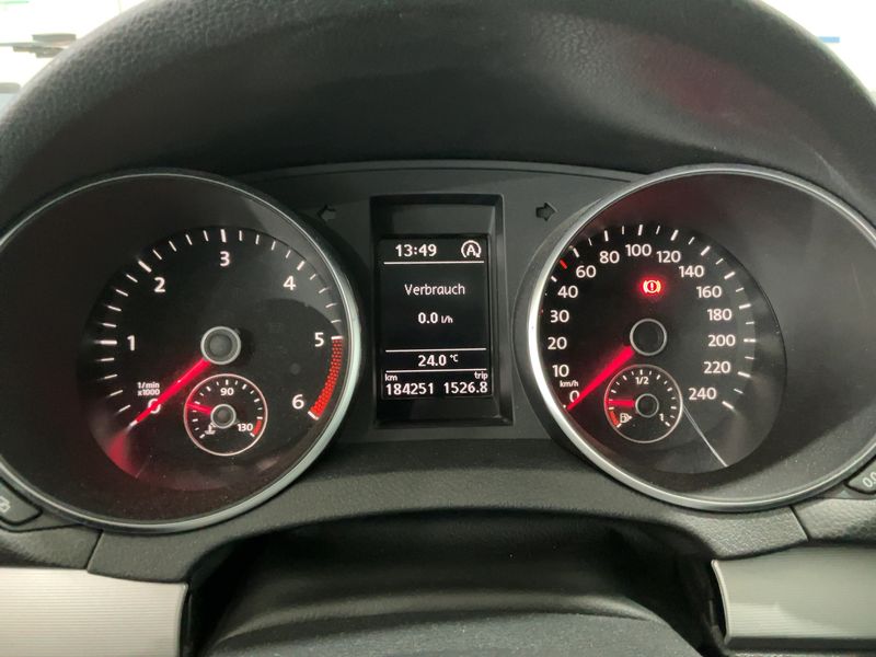 Volkswagen Golf VI 1.6 TDI Team BlueMotion Tech 2010 – снимка 19