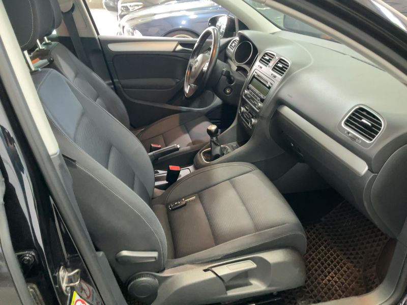 Volkswagen Golf VI 1.6 TDI Team BlueMotion Tech 2010 – снимка 17