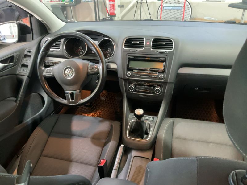 Volkswagen Golf VI 1.6 TDI Team BlueMotion Tech 2010 – снимка 18