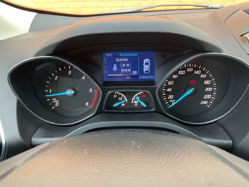 Ford Kuga 2.0 TDCi Titanium 2013 – снимка 19