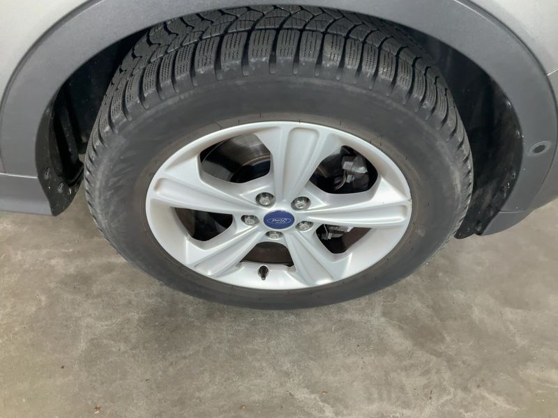 Ford Kuga 2.0 TDCi Titanium 2013 – снимка 11