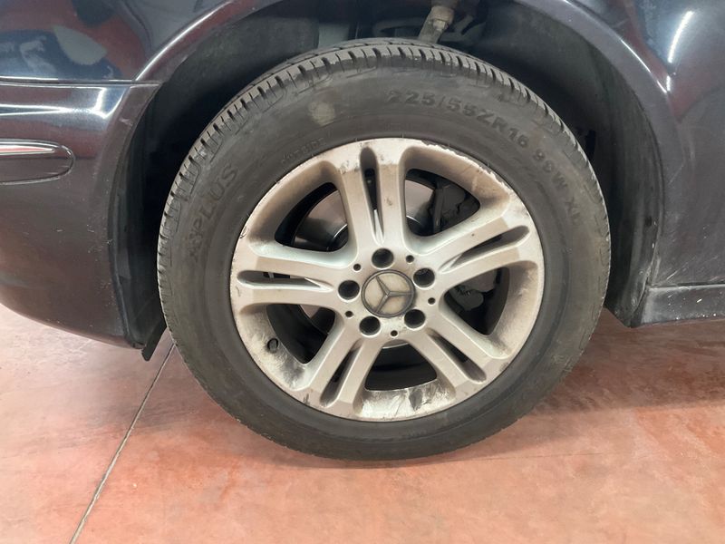 Mercedes-Benz E-Klasse E 220 CDI Avantgarde 2007 – снимка 17