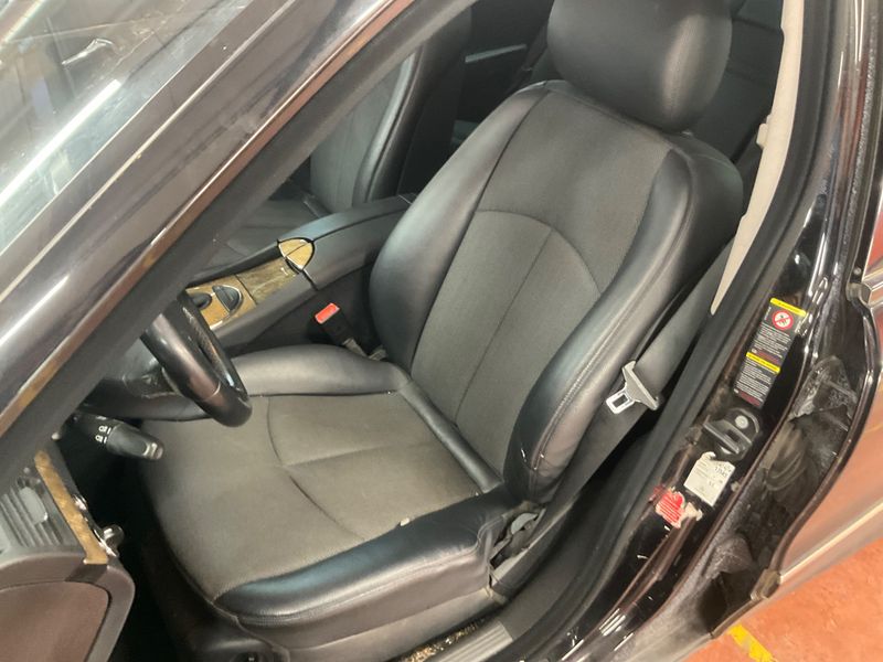 Mercedes-Benz E-Klasse E 220 CDI Avantgarde 2007 – снимка 29