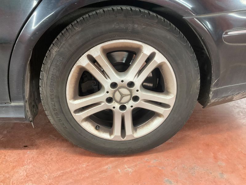 Mercedes-Benz E-Klasse E 220 CDI Avantgarde 2007 – снимка 18