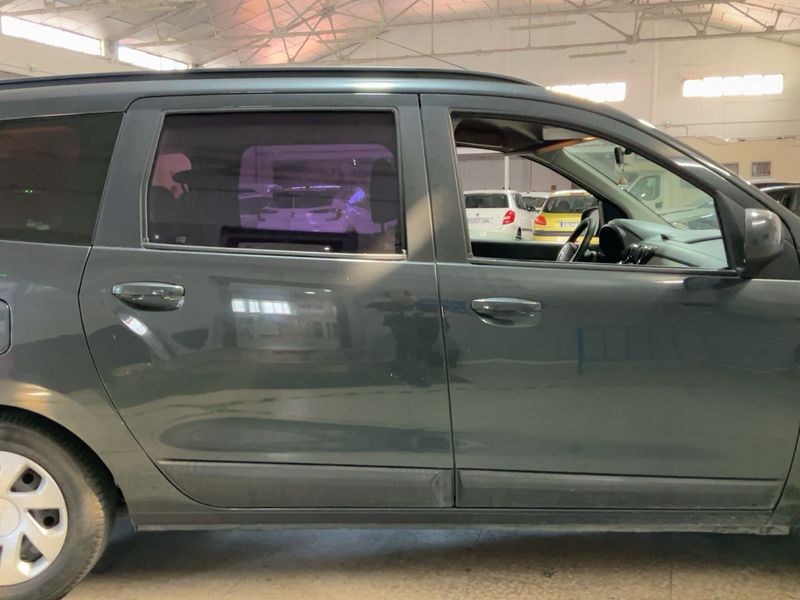 Dacia Lodgy 1.5 dCi Diesel Laureate 2013 – снимка 10
