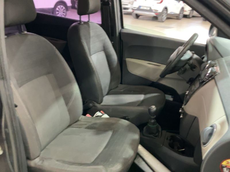 Dacia Lodgy 1.5 dCi Diesel Laureate 2013 – снимка 16