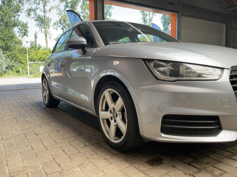 Audi A1 Sportback 1.4 TDI 2015 – снимка 12