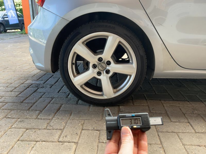 Audi A1 Sportback 1.4 TDI 2015 – снимка 9
