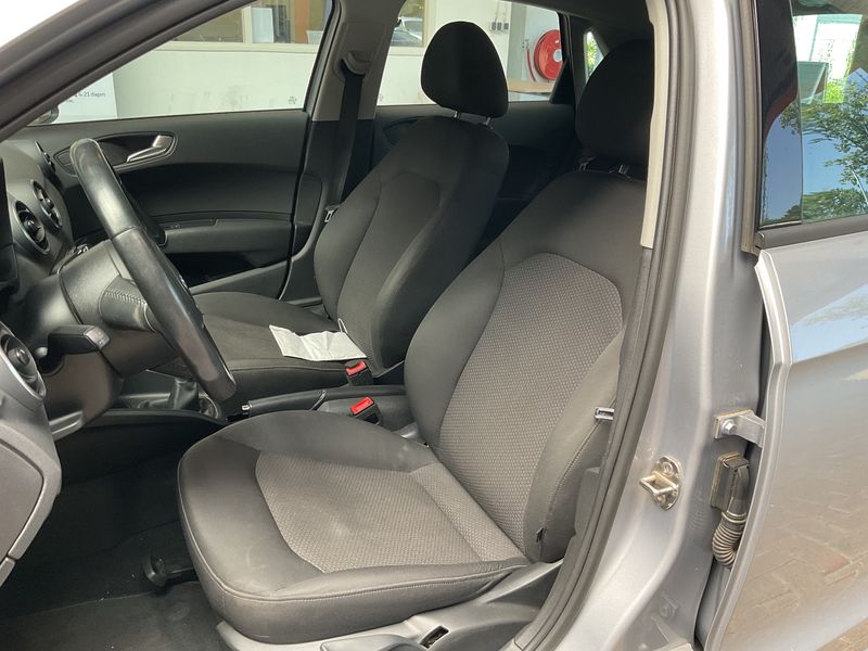 Audi A1 Sportback 1.4 TDI 2015 – снимка 16