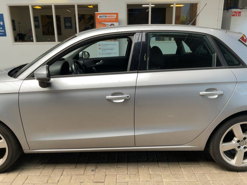 Audi A1 Sportback 1.4 TDI 2015 – снимка 4