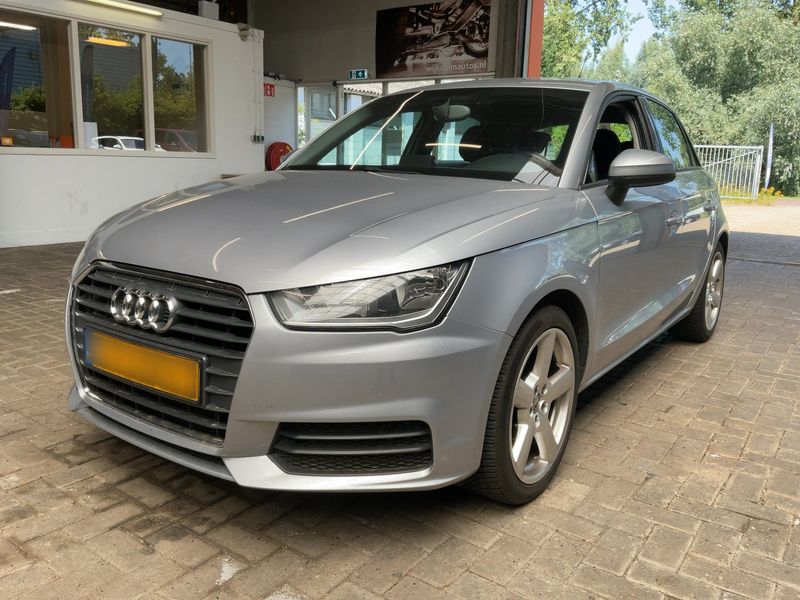 Audi A1 Sportback 1.4 TDI 2015 – снимка 1
