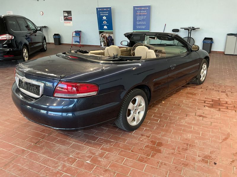 Chrysler Sebring 2.0 CRD Limited 2011 – снимка 2