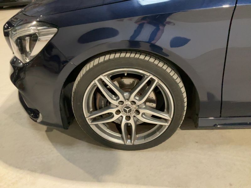 Mercedes-Benz CLA-Klasse CLA 220 d AMG Line 2017 – снимка 3