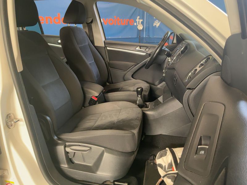 Volkswagen Tiguan 2.0 TDI Sportline Business BlueMotion Tech 2013 – снимка 16