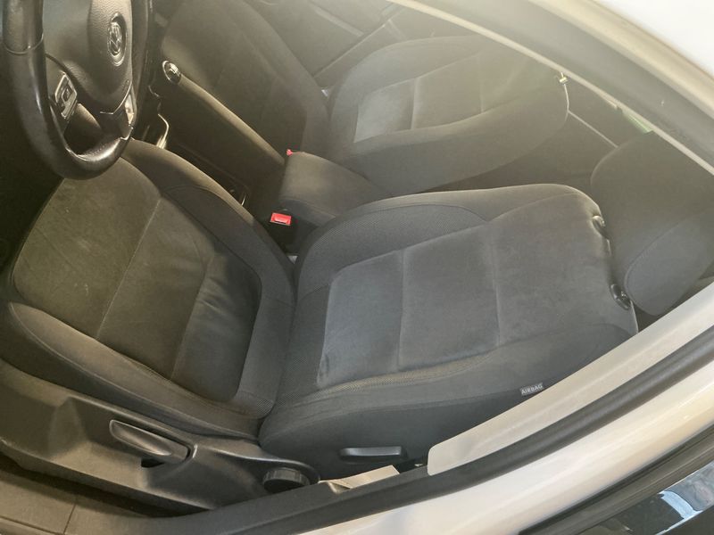 Volkswagen Tiguan 2.0 TDI Sportline Business BlueMotion Tech 2013 – снимка 38