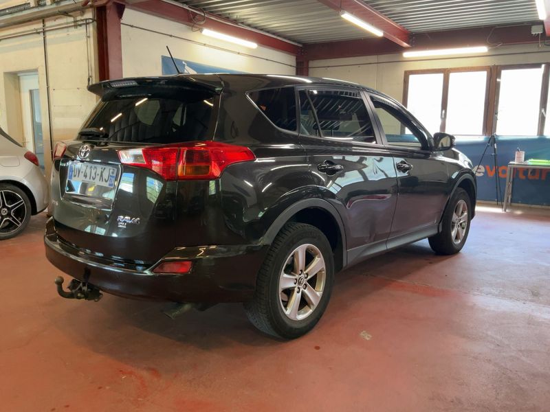 Toyota RAV 4 2.0 D-4D Life 2015 – снимка 8