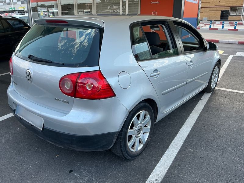 Volkswagen Golf V 2.0 TDI Sportline 2004 – снимка 8