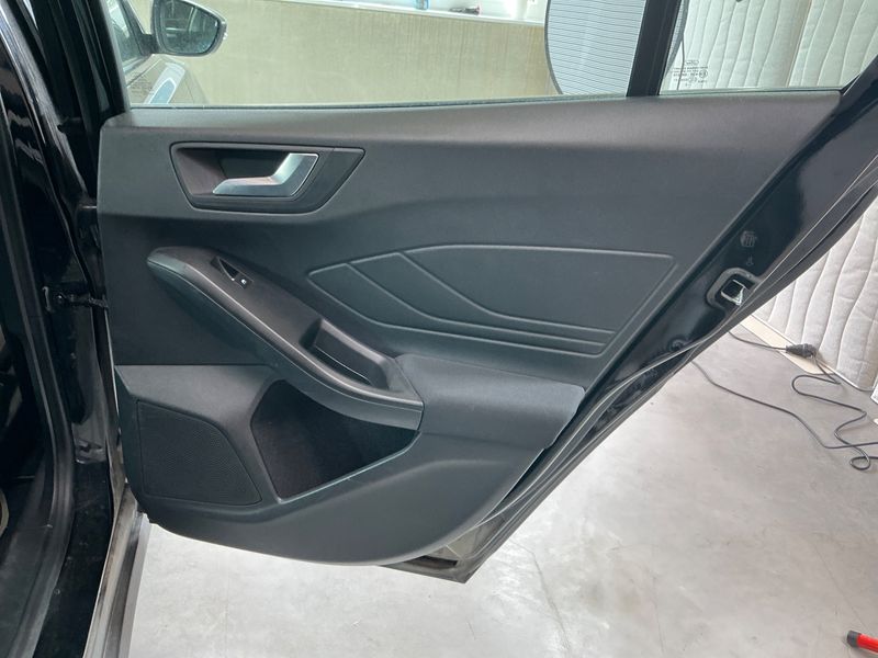 Ford Focus 1.0 EcoBoost Trend Edition 2019 – снимка 31