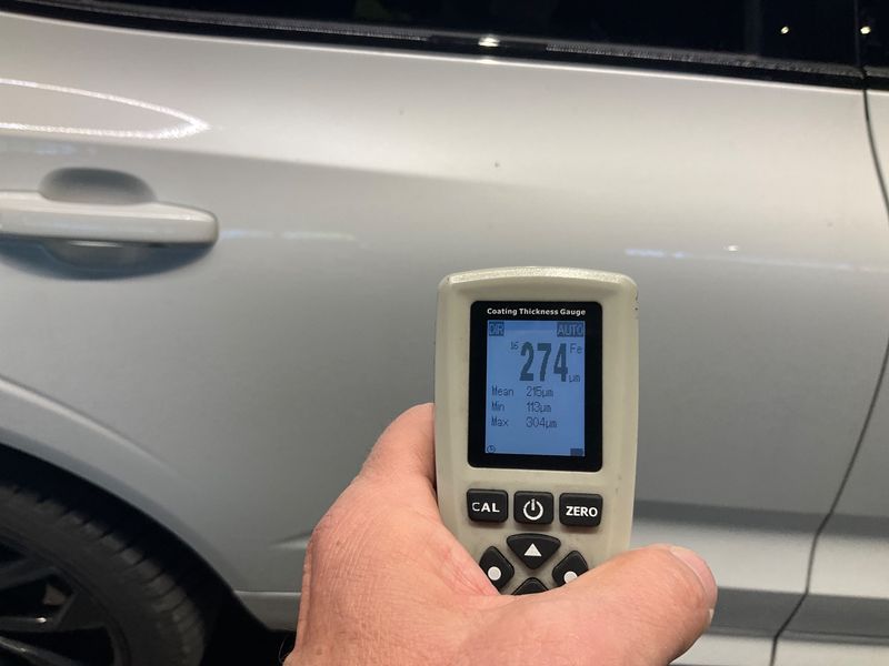 Volvo XC60 2.0 B5 Diesel Mild-Hybrid R-Design AWD 2020 – снимка 24