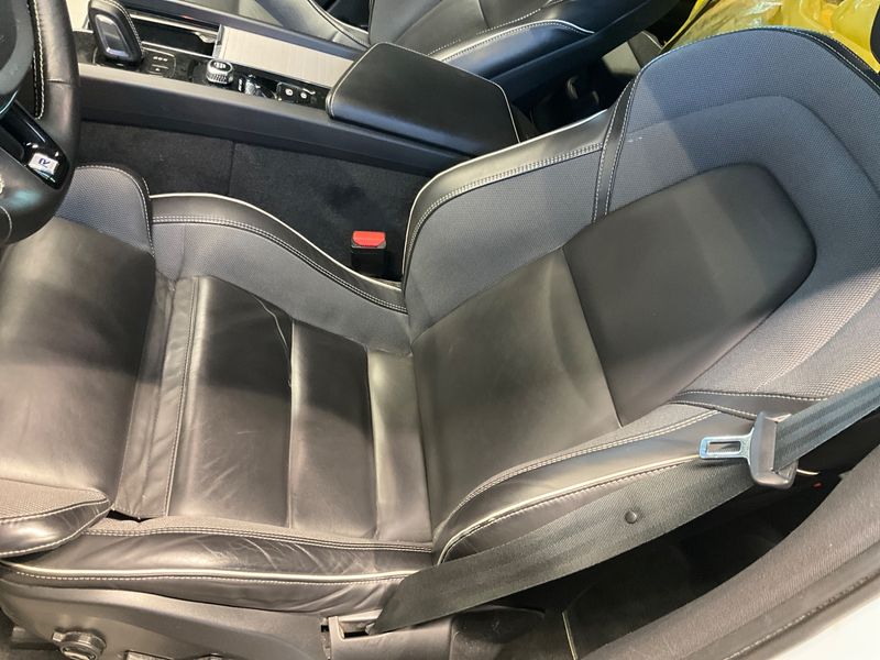 Volvo XC60 2.0 B5 Diesel Mild-Hybrid R-Design AWD 2020 – снимка 39