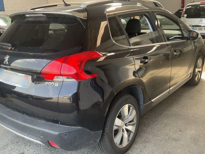Peugeot 2008 1.2 PureTech Allure 2016 – снимка 8