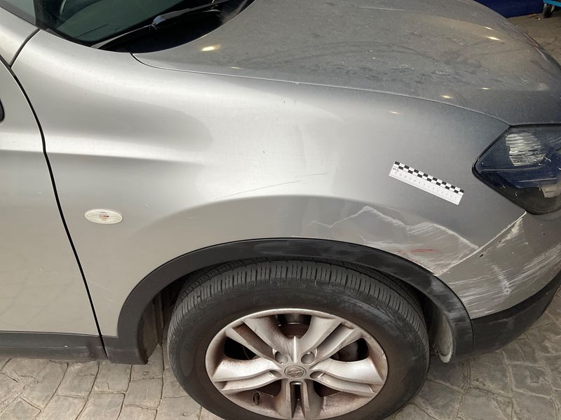 Nissan Qashqai 2.0 dCi Visia 4x4 2010 – снимка 21