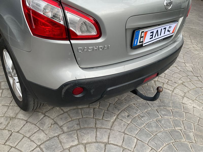 Nissan Qashqai 2.0 dCi Visia 4x4 2010 – снимка 39