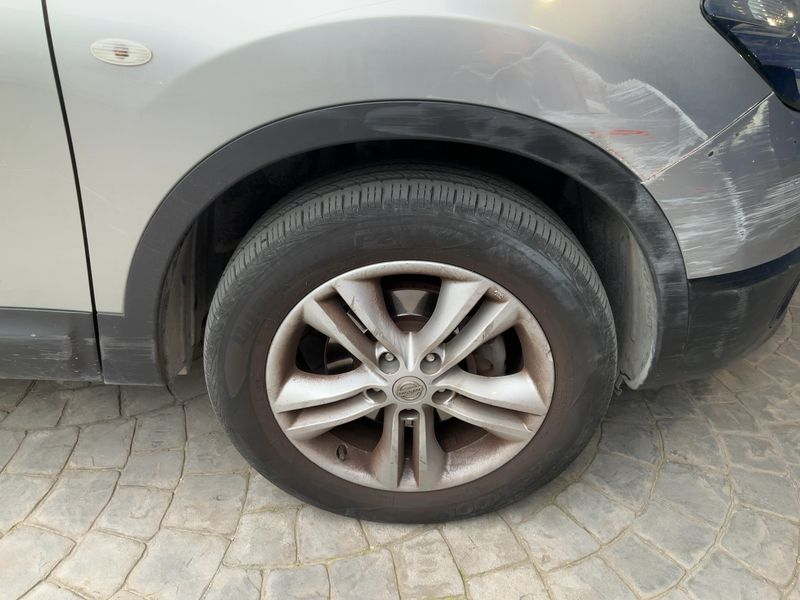 Nissan Qashqai 2.0 dCi Visia 4x4 2010 – снимка 11