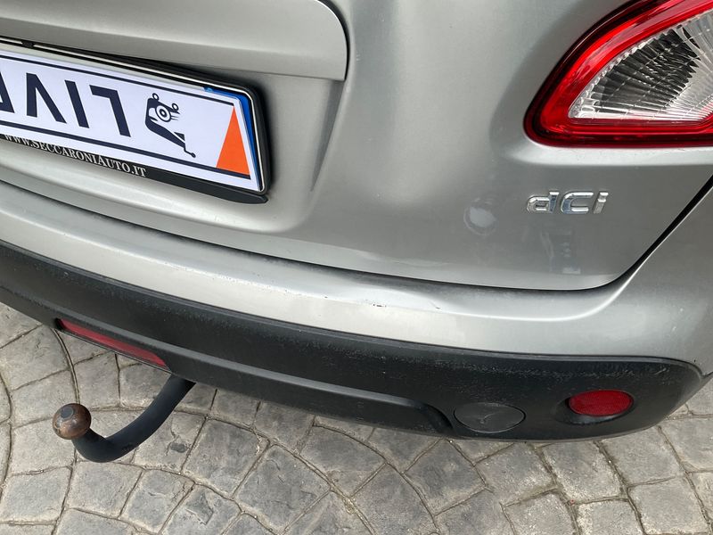 Nissan Qashqai 2.0 dCi Visia 4x4 2010 – снимка 41
