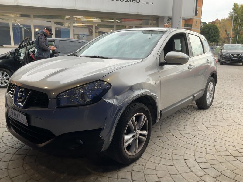 Nissan Qashqai 2.0 dCi Visia 4x4 2010 – снимка 1