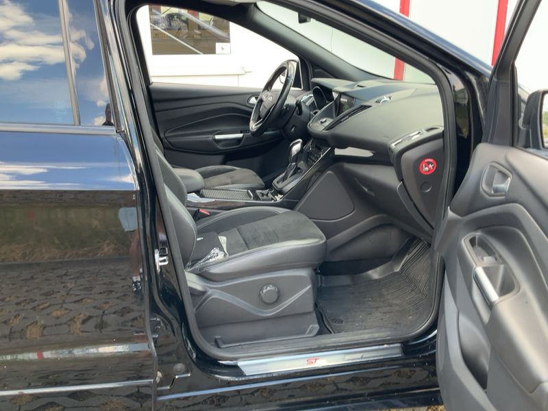 Ford Kuga 2.0 TDCi ST-Line 2017 – снимка 17