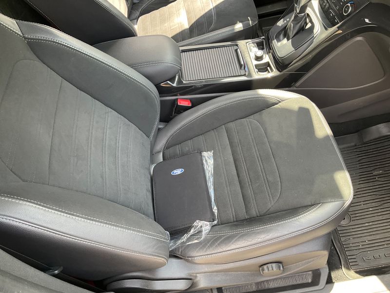 Ford Kuga 2.0 TDCi ST-Line 2017 – снимка 28