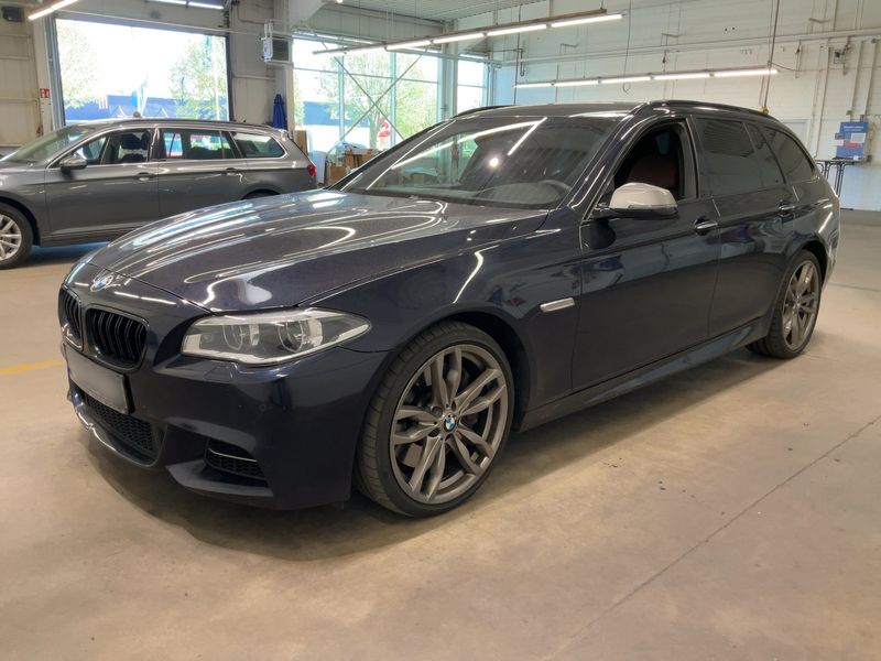 BMW 5er M550d xDrive 2016 – снимка 1