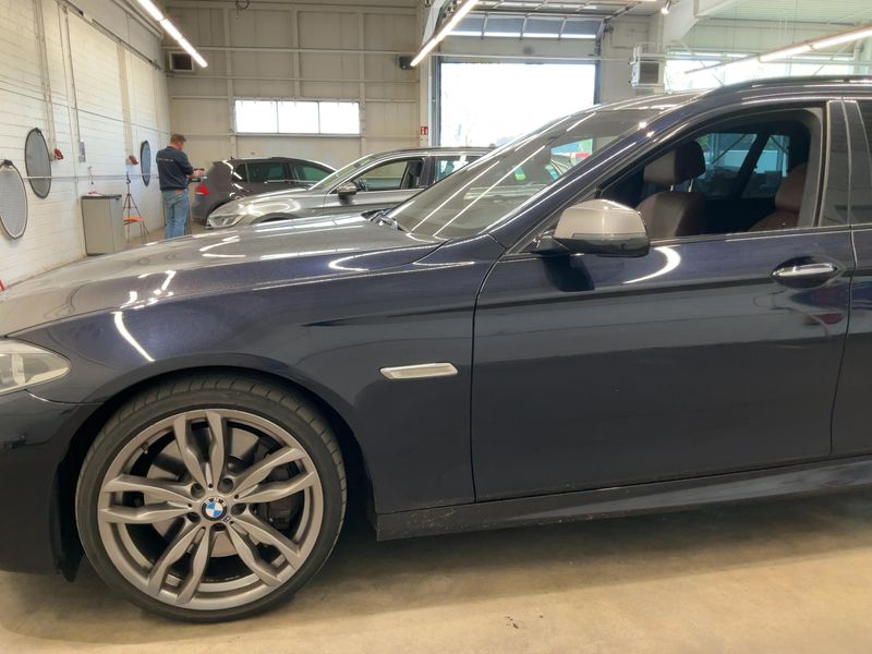 BMW 5er M550d xDrive 2016 – снимка 2