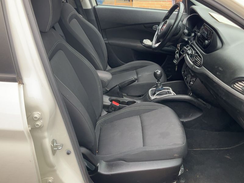 Fiat Tipo 1.6 JTDM Business wagon 2019 – снимка 16