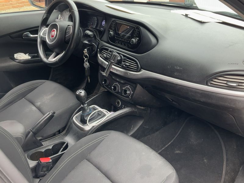 Fiat Tipo 1.6 JTDM Business wagon 2019 – снимка 17