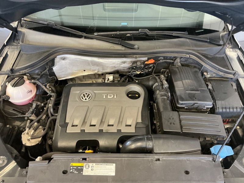 Volkswagen Tiguan 2.0 TDI Sportline 4Motion BlueMotion Tech 2013 – снимка 42