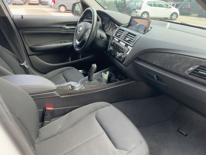 BMW 1er 120i Advantage 2015 – снимка 16