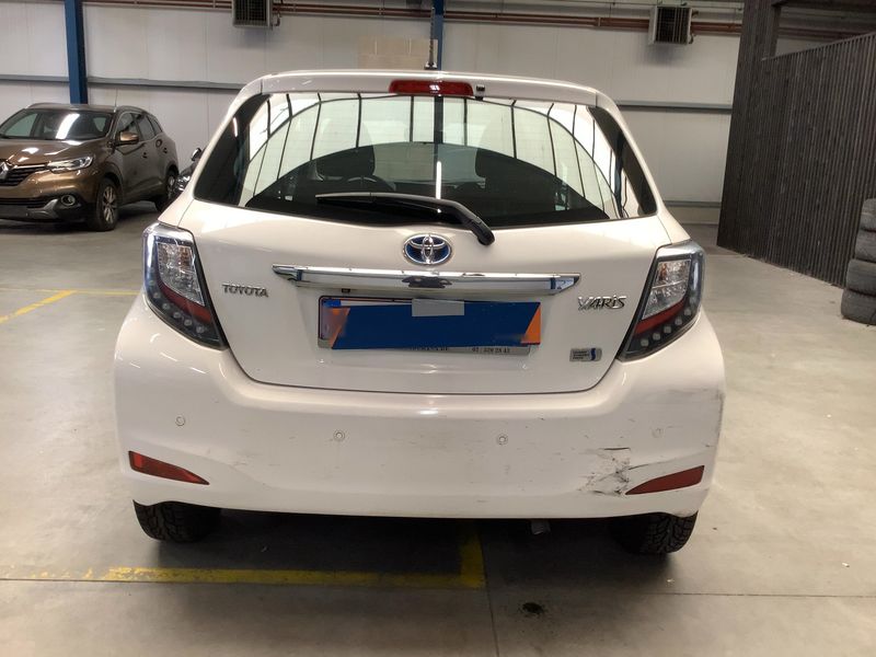 Toyota Yaris 1.5 Hybrid 2014 – снимка 7
