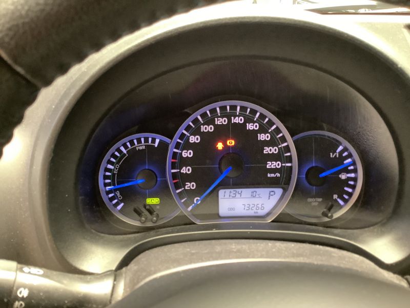 Toyota Yaris 1.5 Hybrid 2014 – снимка 18