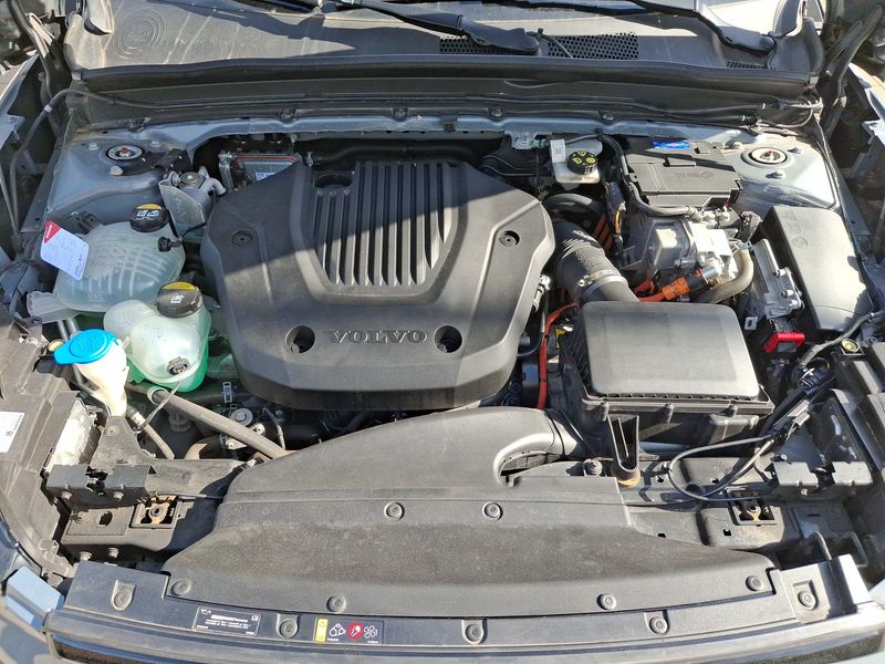 Volvo XC40 1.5 T5 Recharge Plug-in Hybrid Plus Dark 2WD 2022 – снимка 8