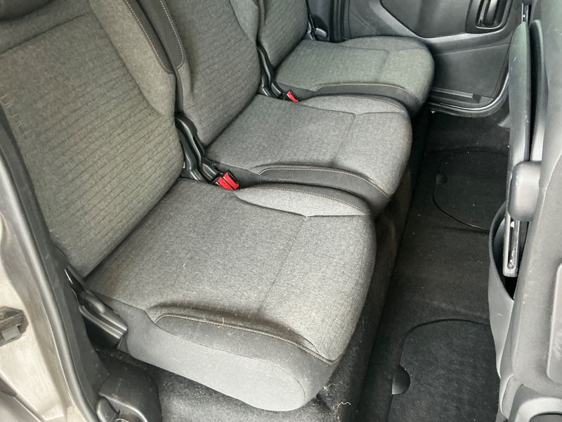 Citroen Berlingo 1.6 Blue-HDi Shine 2017 – снимка 24