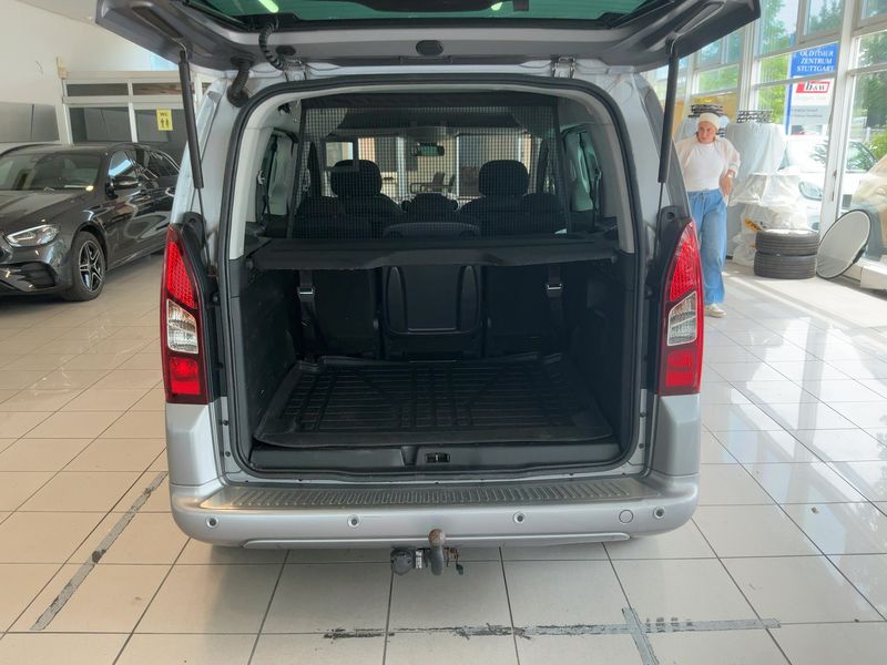 Citroen Berlingo 1.6 Blue-HDi Shine 2017 – снимка 15